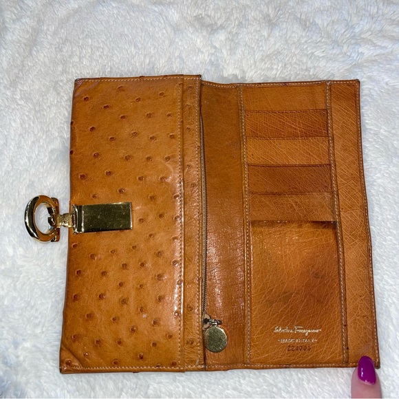 Vintage Salvatore Ferragamo Luxurious Ostrich Leather Wallet / Clutch - Picture 7 of 12